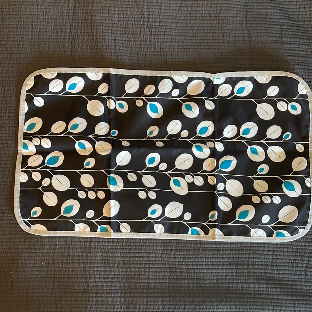 Ju-Ju-Be Light Changing Pad - Evening Vines